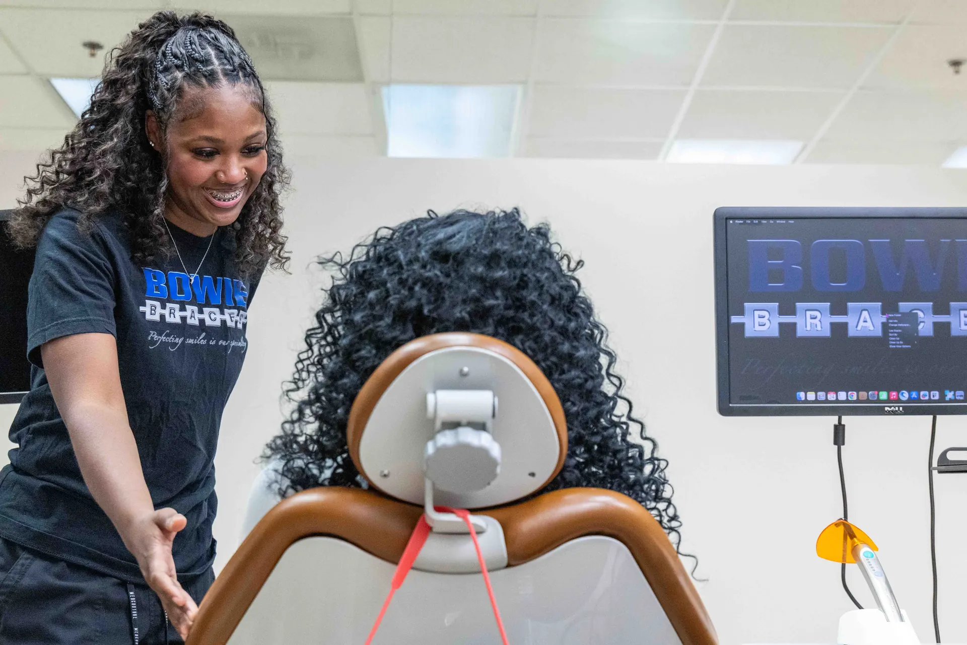 A treatment chair set up and ready for a patient at Bowie Braces